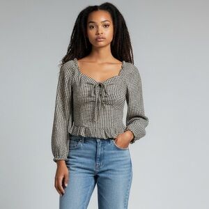 Japna Houndstooth Cropped Long Sleeve Blouse